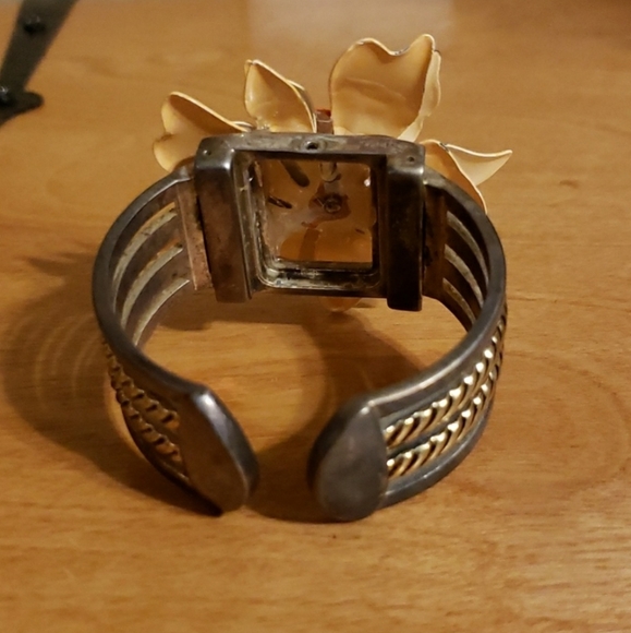 ⭐️⭐️Pink and orange flower bracelet with pearls - Picture 6 of 7